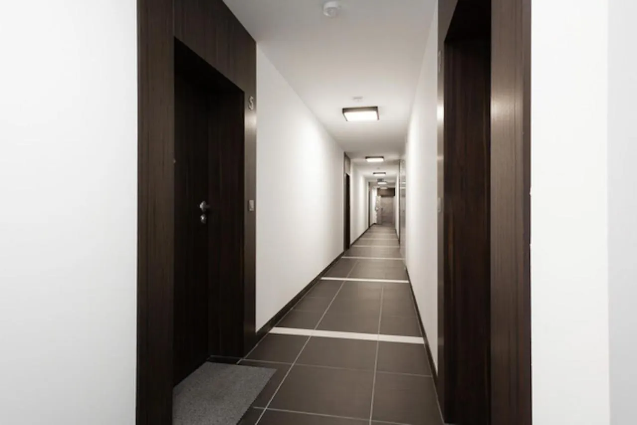 Golden Apartments Warsaw - Big Apartment In Luxury Building Near Metro Station-Grzybowska 85-5 0*,  Poland